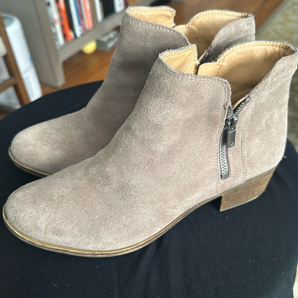 Lucky Brand LK-Breah suede booties